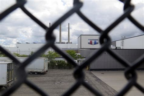A look at where the United Auto Workers union, Detroit’s three automakers stand in contract talks